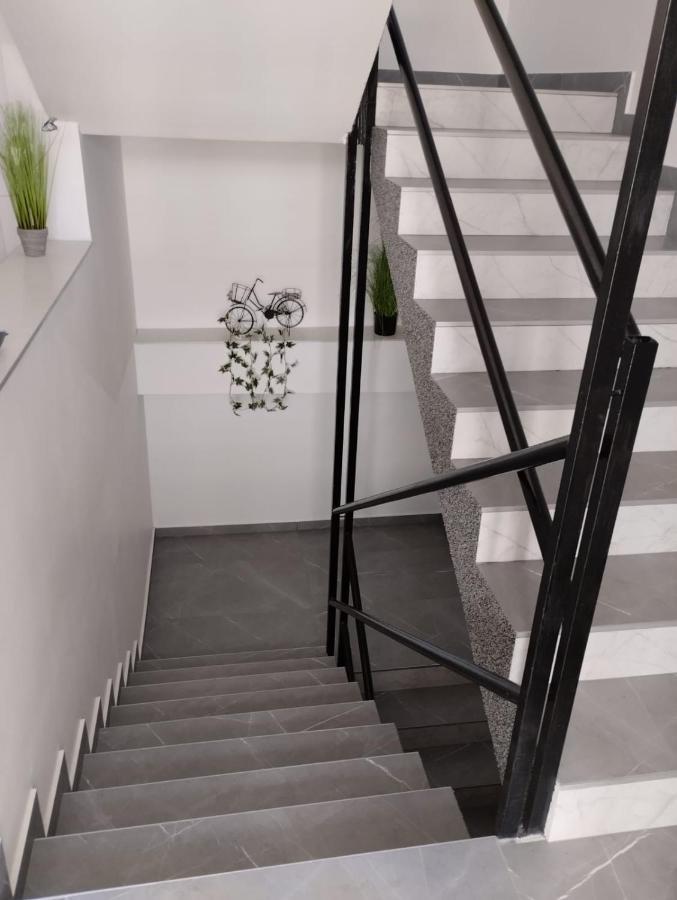 Apartman Zagreb , With Balcony And Free Parking Exterior foto