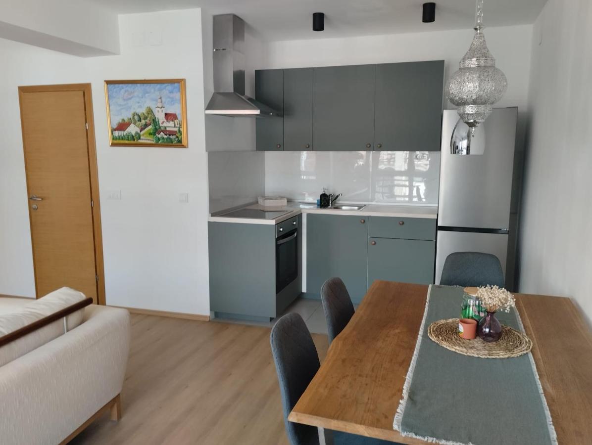 Apartman Zagreb , With Balcony And Free Parking Exterior foto